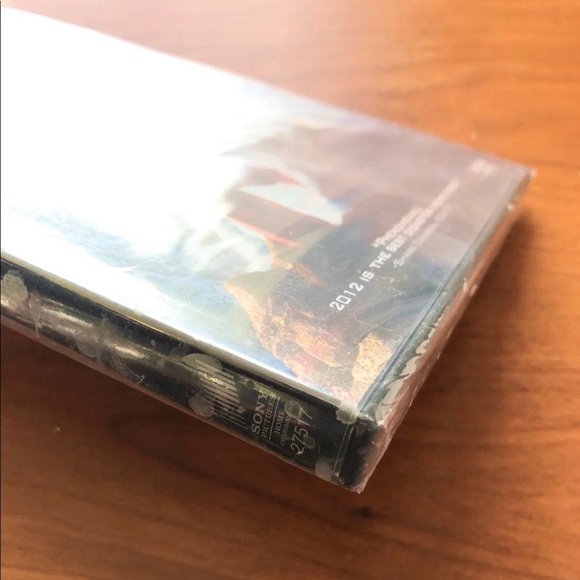 🎉 Host Pick 🎉 2012 Movie DVD PG-13 New in Plastic - Picture 5 of 6